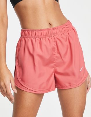 Nike Running Tempo short in pink-Red