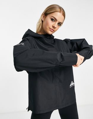 Nike Running Trail GORE-TEX overhead jacket in black