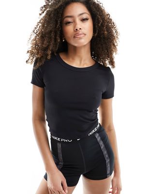 Nike slim fit t-shirt in black