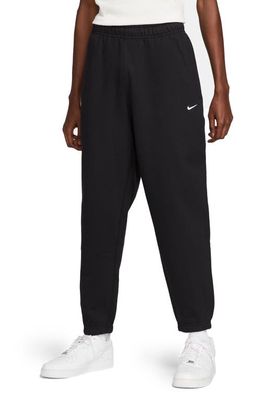 Nike Solo Swoosh Fleece Sweatpants in Black/White