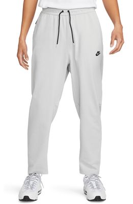 Nike Sportswear Lightweight Open Hem Pants in Grey Fog/Black