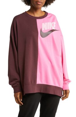 Nike Sportswear Oversize Colorblock Crewneck Sweatshirt in Burgundy Crush/Pinksicle