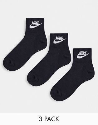 Nike Sportwear Everyday Essential 3 pack socks in black