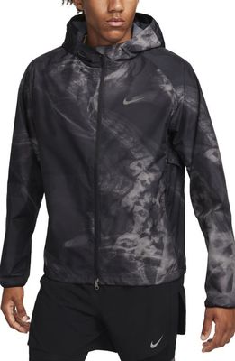 Nike Storm-FIT Running Division Running Jacket in Black