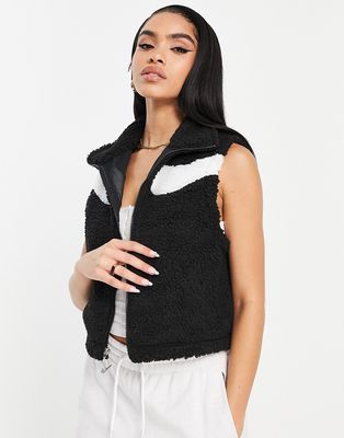 Nike Swoosh Pack sherpa full-zip vest in black
