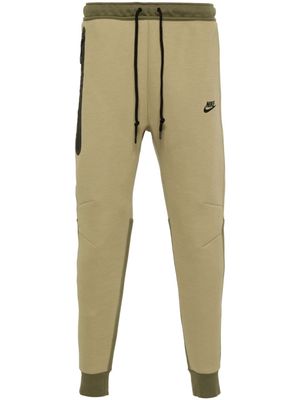Nike Tech Fleece tapered track pants - Green