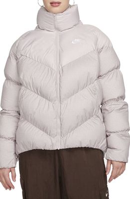 Nike Therma-FIT Loose Puffer Jacket in Platinum Violet/White