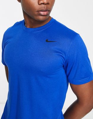Nike Training Dri-FIT Legend 2.0 t-shirt in blue