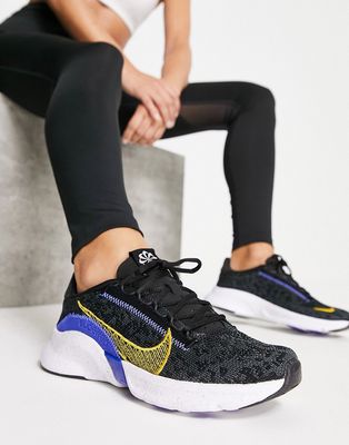Nike training SuperRep Go 3 Flyknit sneakers in black-Gray
