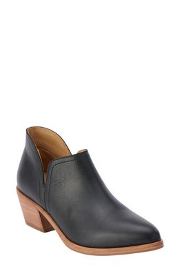 Nisolo Mia Everyday Ankle Bootie in Black 