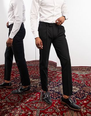 Noak 'Camden' slim suit pants in black with two-way stretch