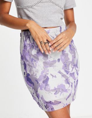 Noisy May high rise mini skirt in chalk violet marble print-Purple