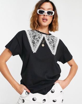 Noisy May t-shirt with printed prairie collar in black
