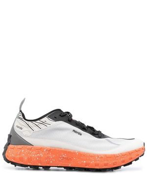 norda chunky spike sole trainers - Grey