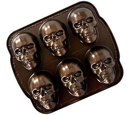 Nordic Ware Haunted Skull Cakelet Pan