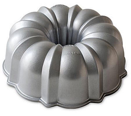 Nordic Ware Sparkling Silver Original Bundt Pan