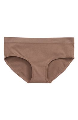 Nordstrom Kids' Seamless Hipster Briefs in Brown Taupe