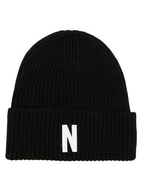 Norse Projects logo-patch ribbed wool beanie - Black