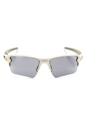 Oakley Flax 2.0 geometric-frame sunglasses - Neutrals