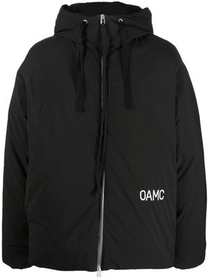 OAMC logo-print hooded puffer jacket - Black