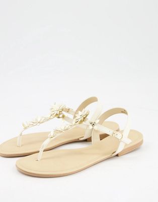 Oasis flower toe post sandals in white