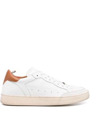 Officine Creative contrasting-heel leather snekaers - White