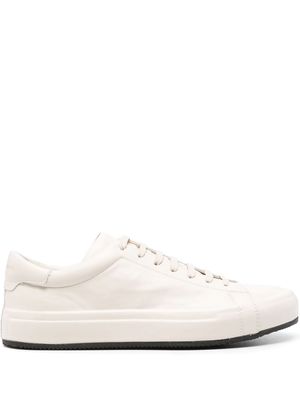 Officine Creative logo-print leather sneakers - Neutrals