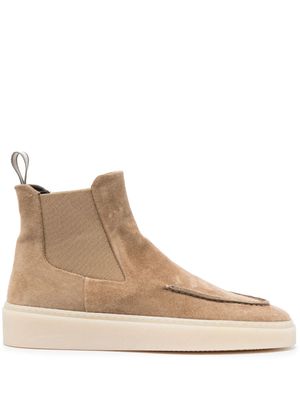 Officine Creative Muskrat 109 suede ankle boots - Neutrals