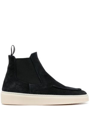 Officine Creative Muskrat 109 suede boots - Black