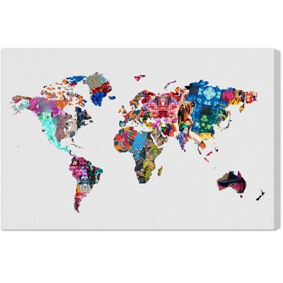 Oliver Gal Maps and Flags 'Mapamundi' World Maps Wall Art in Silver 36 x