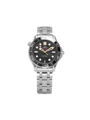OMEGA 2020 pre-owned Seamaster Diver 300m James Bond Limited Edition 42mm - Black