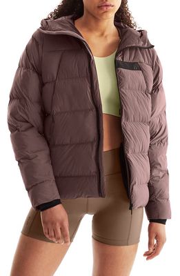 On Challenger Quilted Jacket in Grape
