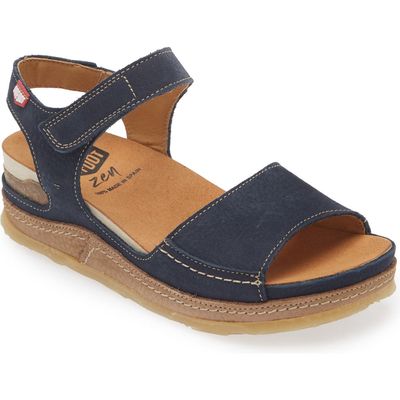 On Foot 240 Vegas Sandal in Navy