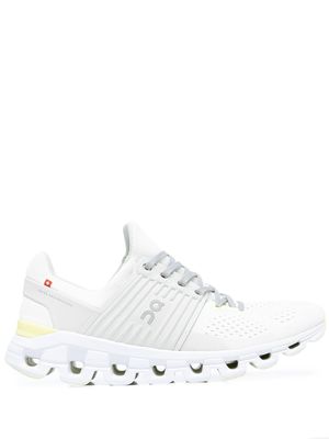 On Running Cloudswift low top sneakers - White