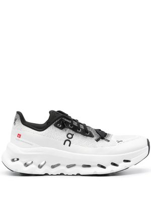 On Running Cloudtilt mesh sneakers - White