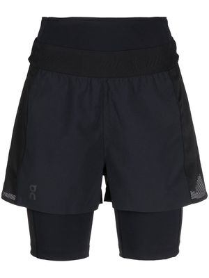 On Running double-layered active shorts - Black