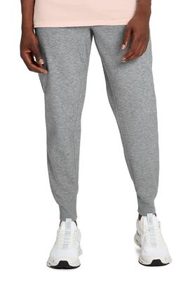 On Stretch Joggers in Grey