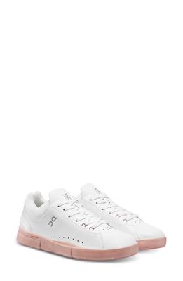 On THE ROGER Advantage Tennis Sneaker in White/Wood Rose