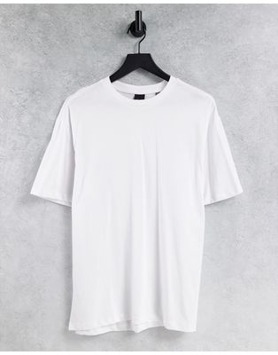 Only & Sons Essentials relaxed fit T-shirt in white
