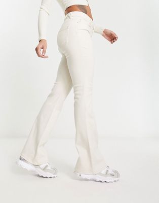 Only Blush flared jeans in ecru-White