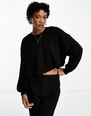 Only boxy top in black