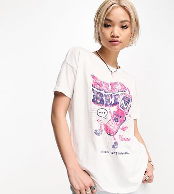 Only Exclusive 'Beep Beep' design T-shirt in white