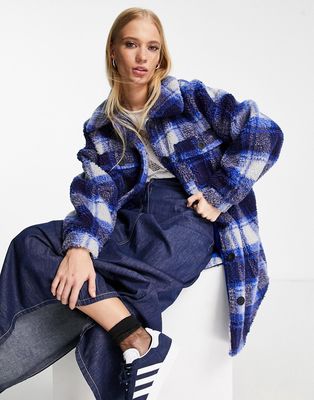 Only longline teddy coat in bright blue check