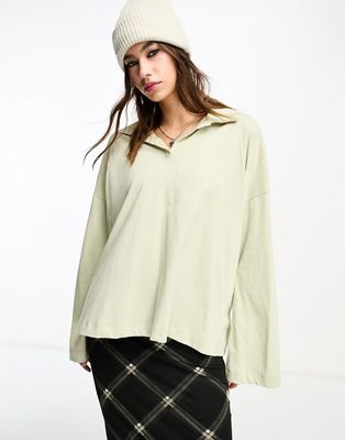 Only oversized polo top in stone-Green
