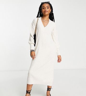 Only Petite knit v neck maxi dress in cream-White