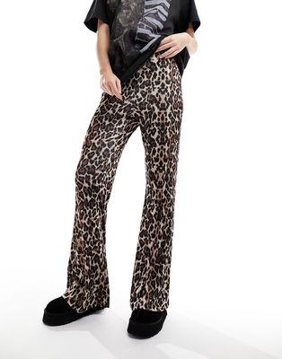 Only ribbed flared pants in leopard print-Multi