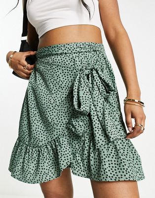 Only ruffle wrap mini skirt in green dot
