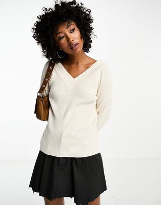 Only v neck ribbed sweater in cream-White