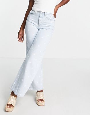 Only wide leg jeans in light wash with daisy print-Blue