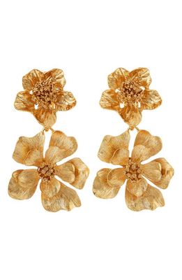 Oscar de la Renta Classic Flower Drop Clip-On Earrings in Gold